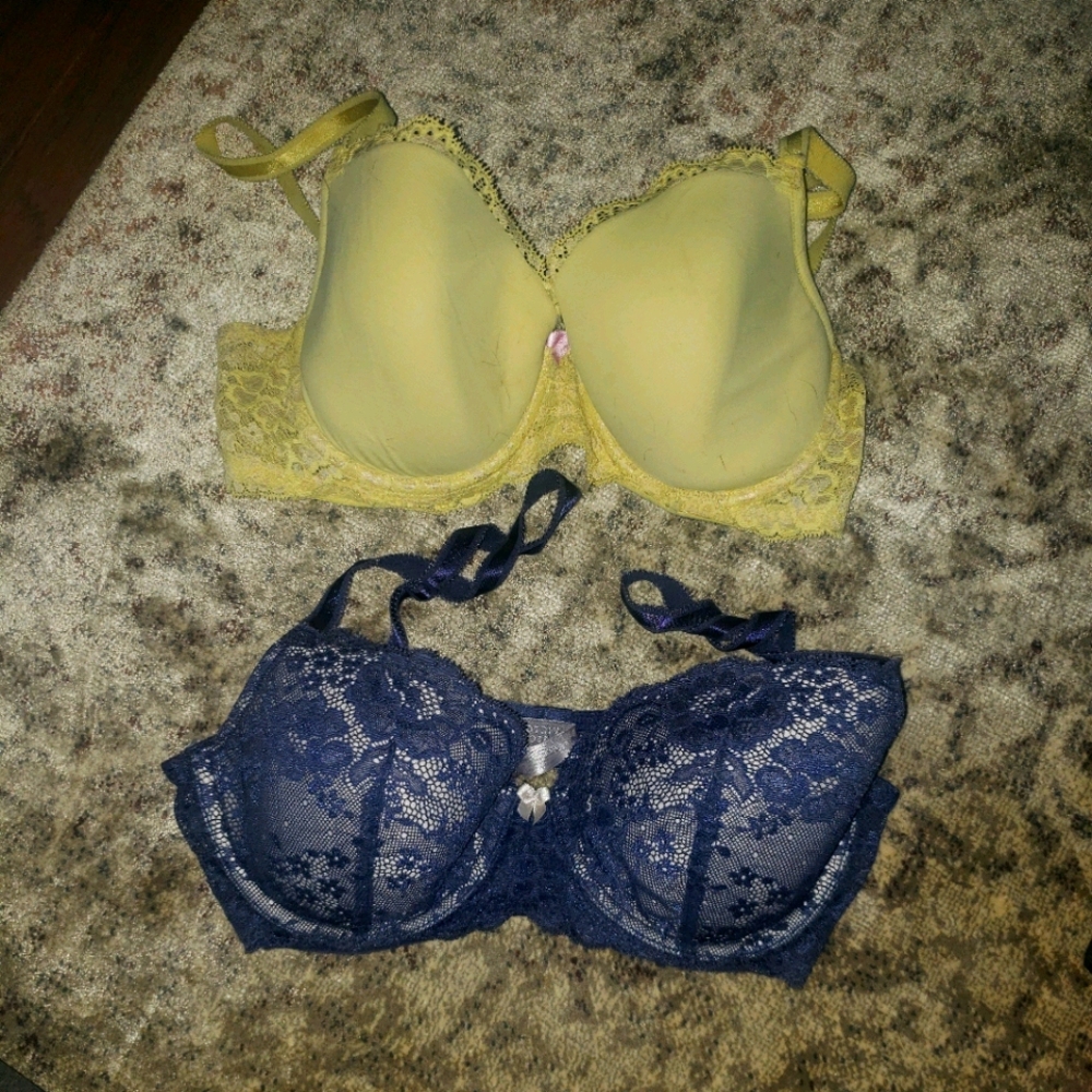 Lot of 2 dream angels bra